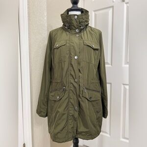 Michel Kors Rain coat size L color green